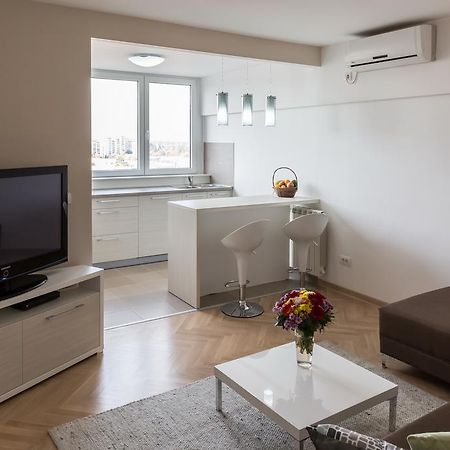 Apartment Admiral Белград Номер фото